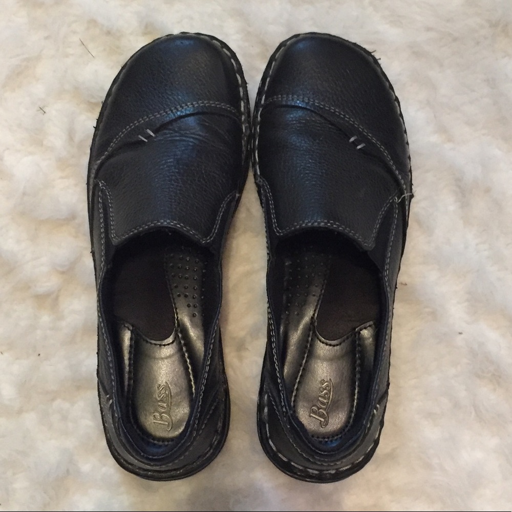 Bass Evie driving shoes, size 8.5